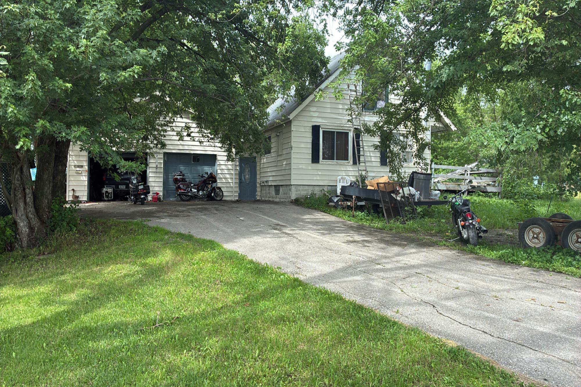 290th St, Mason City, IA 50401