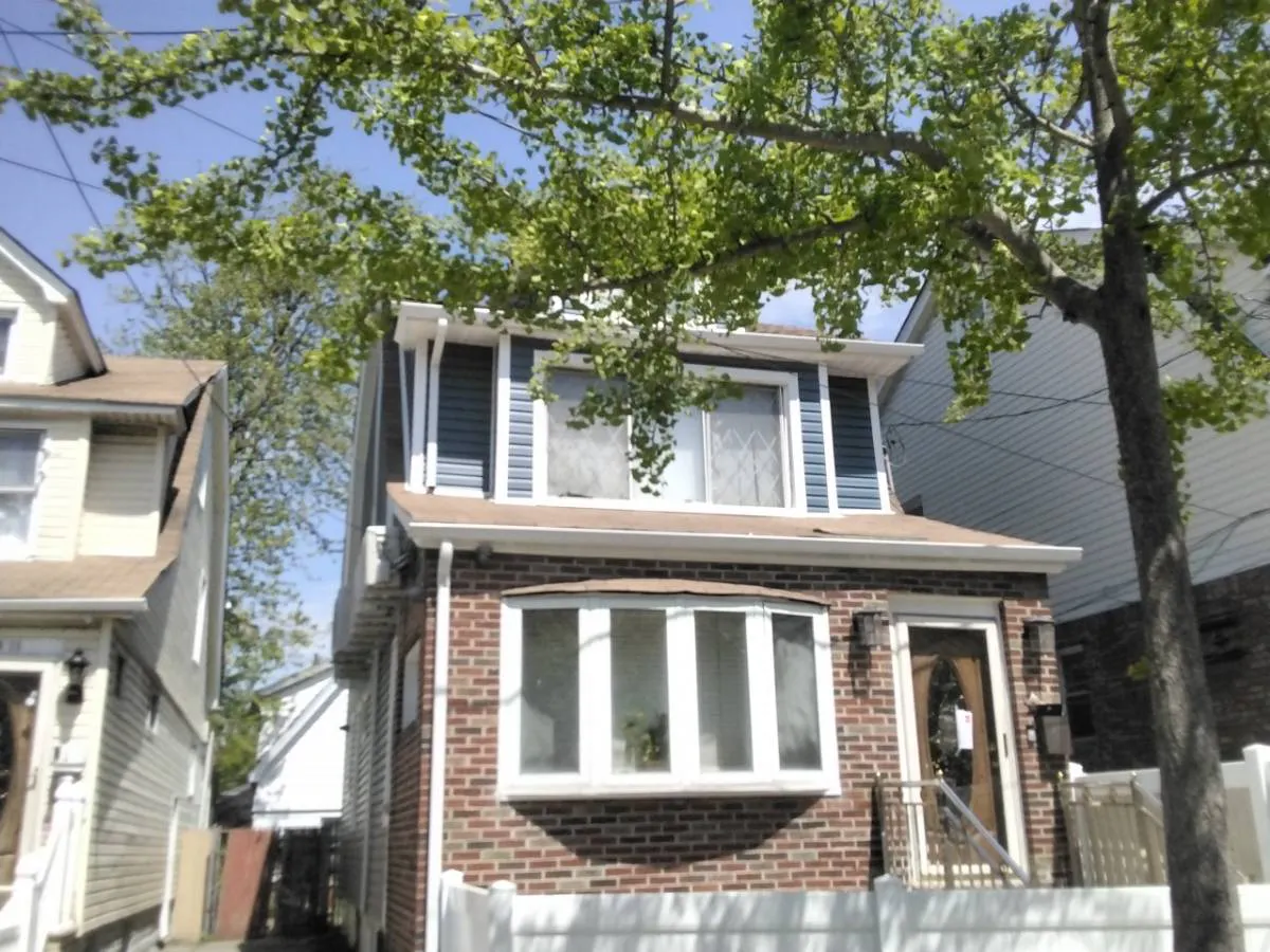 150-17 125th Ave, Jamaica, NY 11434, Queens County
