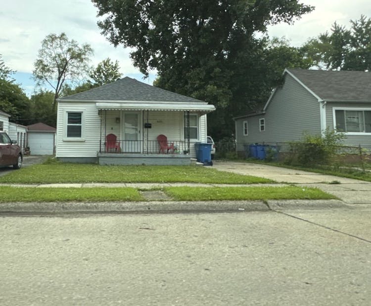 8291 Republic Ave Warren, MI 48089, Macomb County