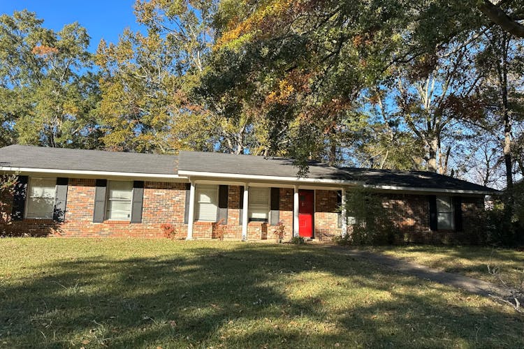 401 N Joann St Tupelo, MS 38801, Lee County