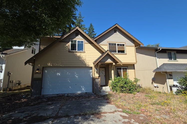 1912 Kelowna Pl SE Port Orchard, WA 98366, Kitsap County