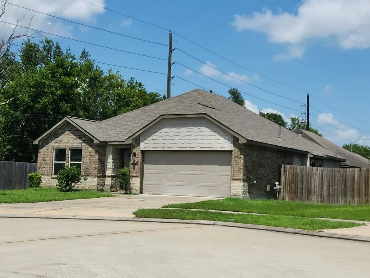 Rosemont Ct, Rosharon, TX 77583 #1