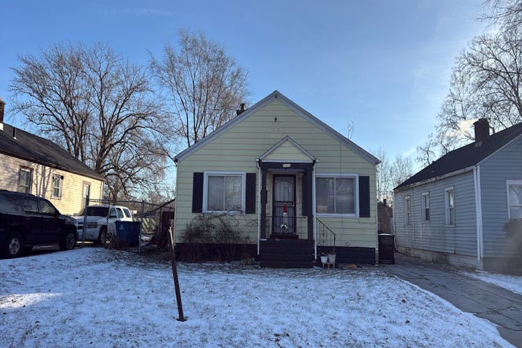 1567 Rutledge St Gary, IN 46404, Lake County