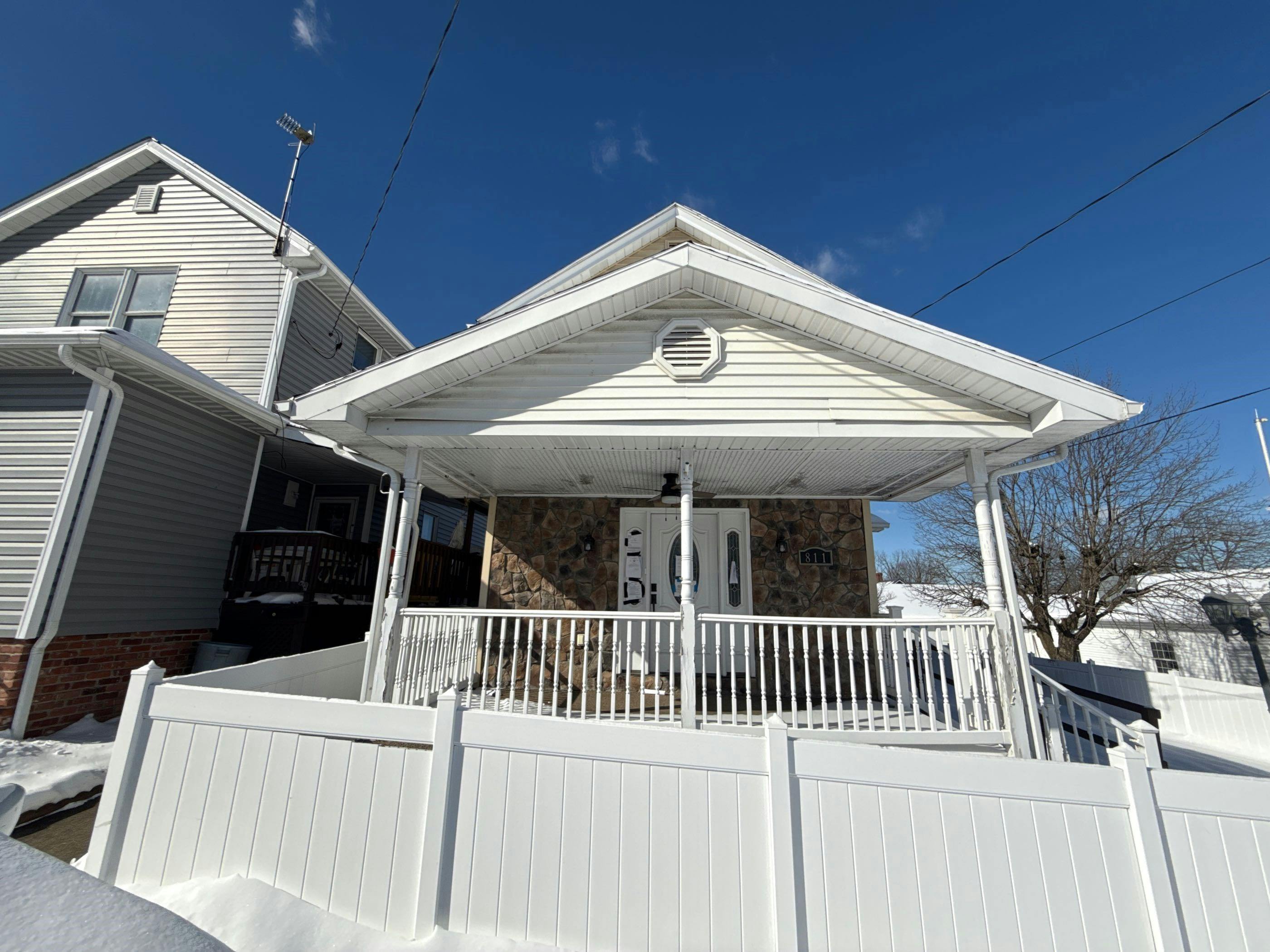 Park St, California, PA 15419