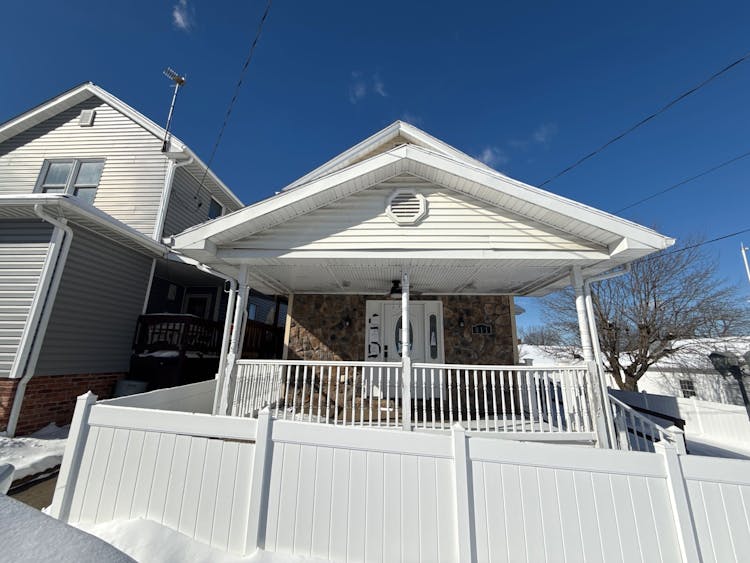 811 Park Street California, PA 15419, Washington County