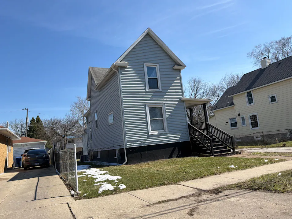 623 N Jackson St Waukegan, IL 60085, Lake County