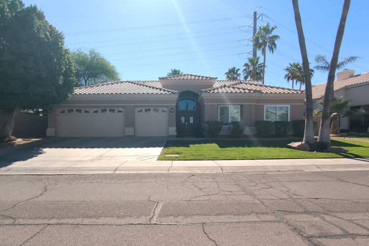 1319 N Crystal Shrs Gilbert, AZ 85234, Maricopa County