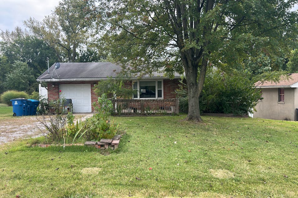 112 Midway Ave Cottage Hills, IL 62018, Madison County