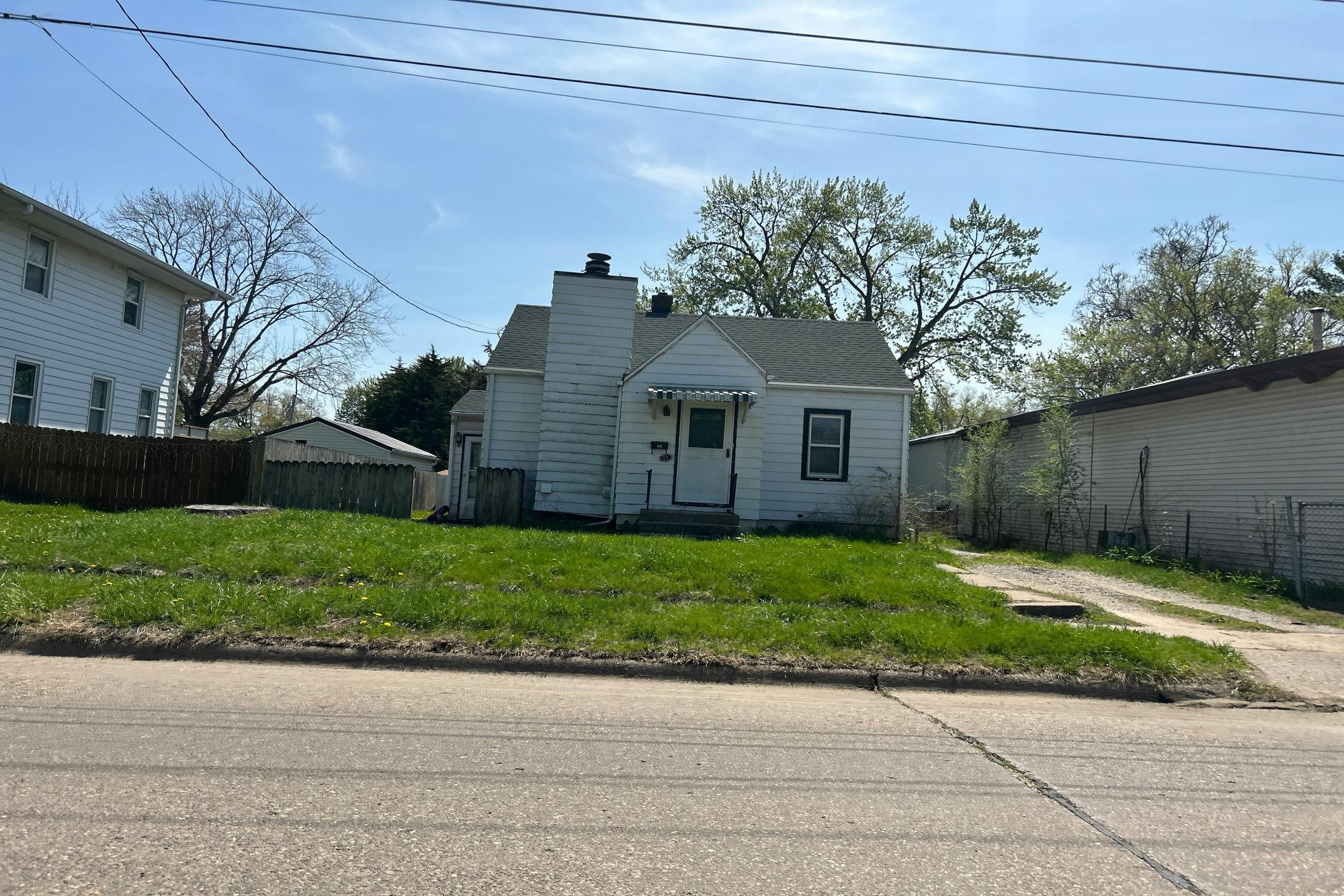 Concord St, Davenport, IA 52802