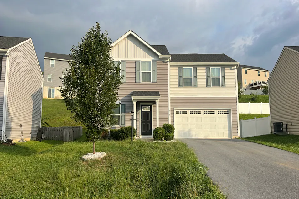 210 Severna Parkway Martinsburg, WV 25403, Berkeley County