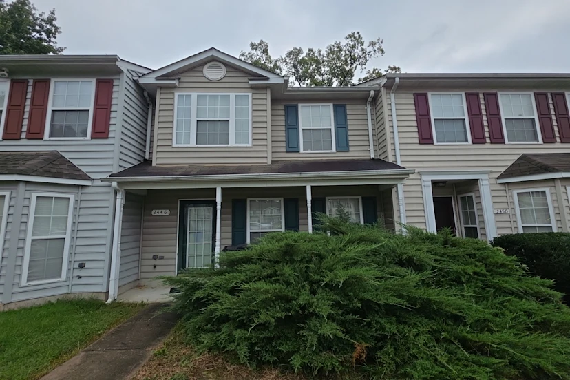 2446 Sagewood Court