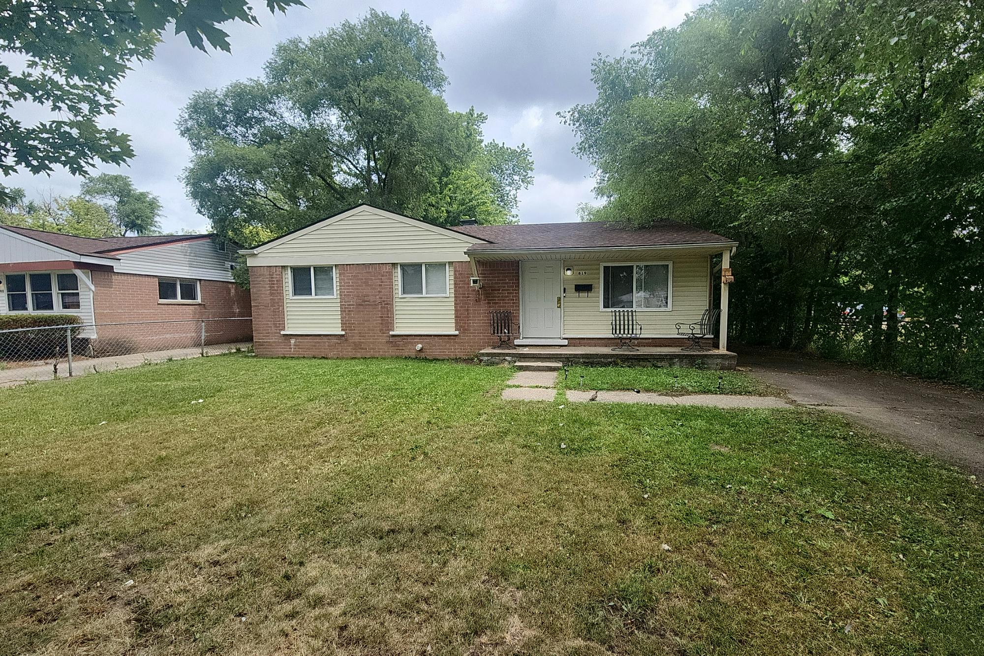Calder Ave, Ypsilanti, MI 48198 #1