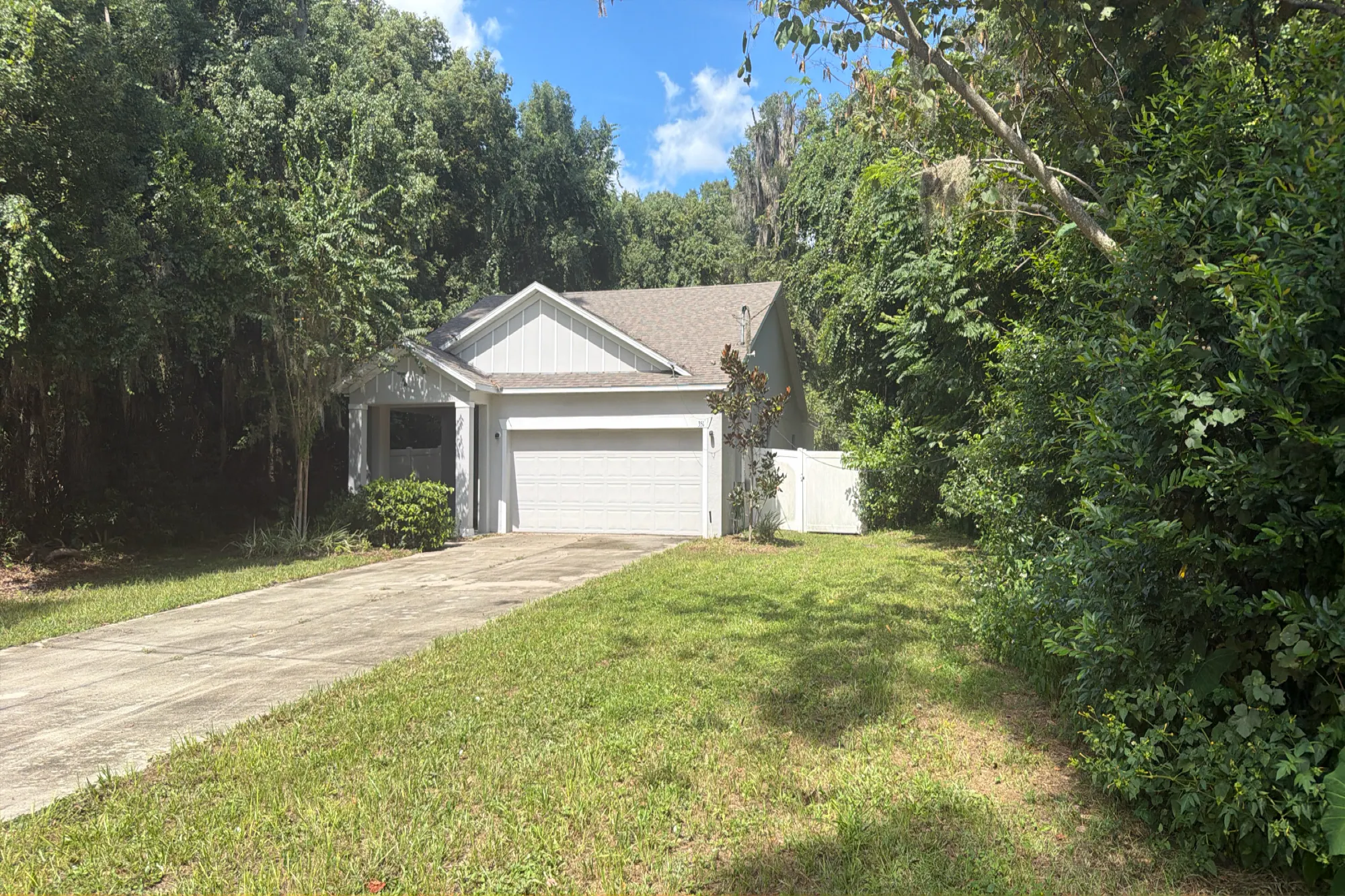 Retta St, DE Leon Springs, FL 32130 #1