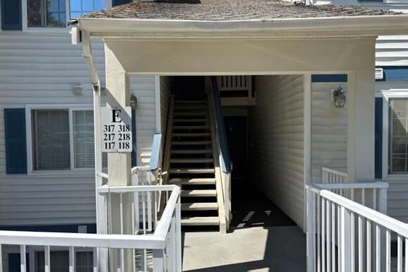 949 Aberdeen Avenue Ne, Unit E117