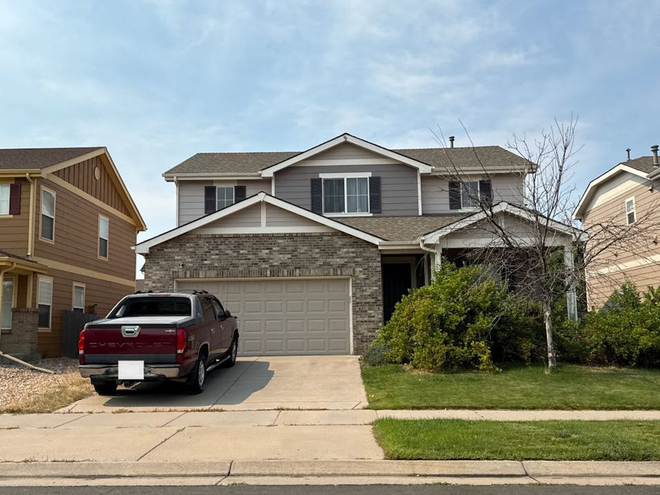 5573 Jasper Street Denver, CO 80239, Denver County