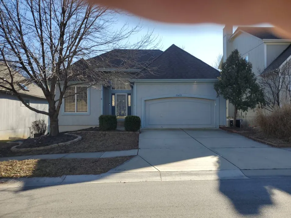 11413 W 114th Street Overland Park, KS 66210, Johnson County