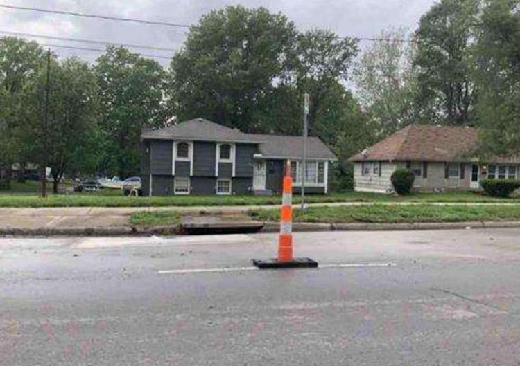 9916 Blue Ridge Blvd Kansas City, MO 64134, Jackson County