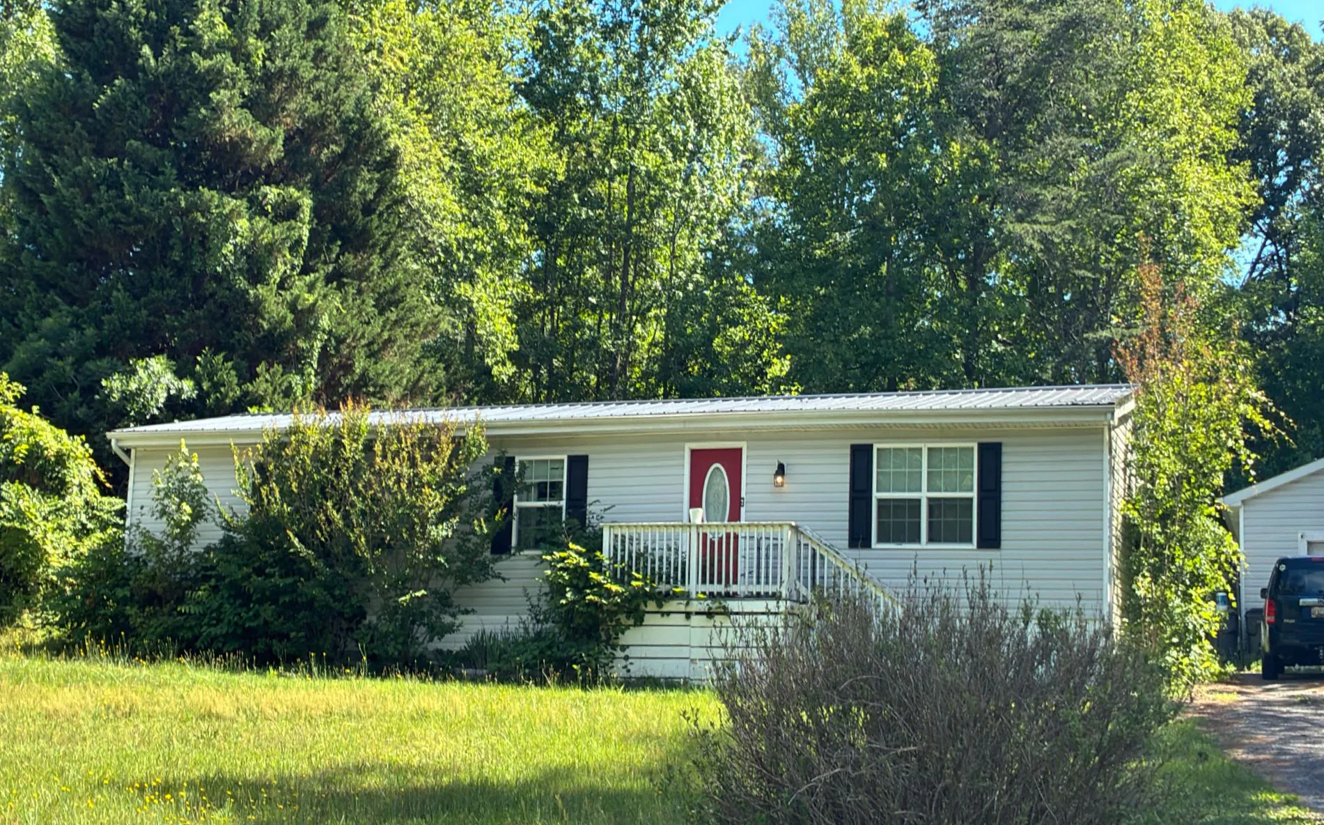 White Dr, Charlotte Hall, MD 20622