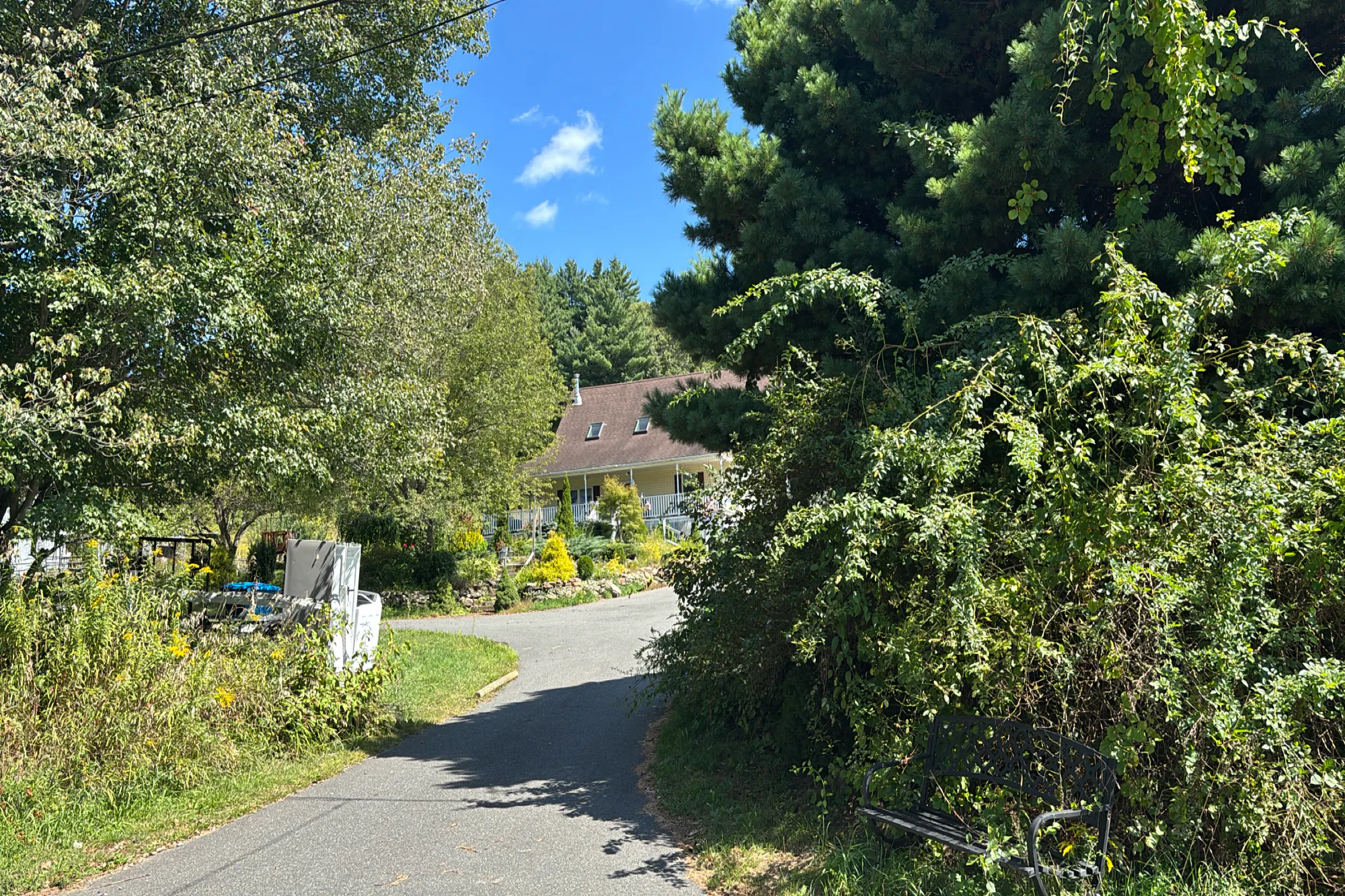 Washington Rd, Brimfield, MA 01010