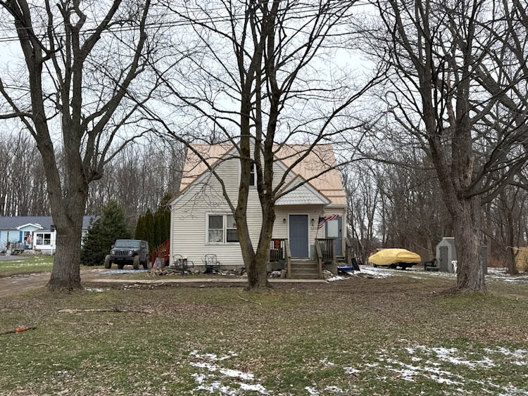 6830 West Ridge Rd Fairview, PA 16415, Erie County