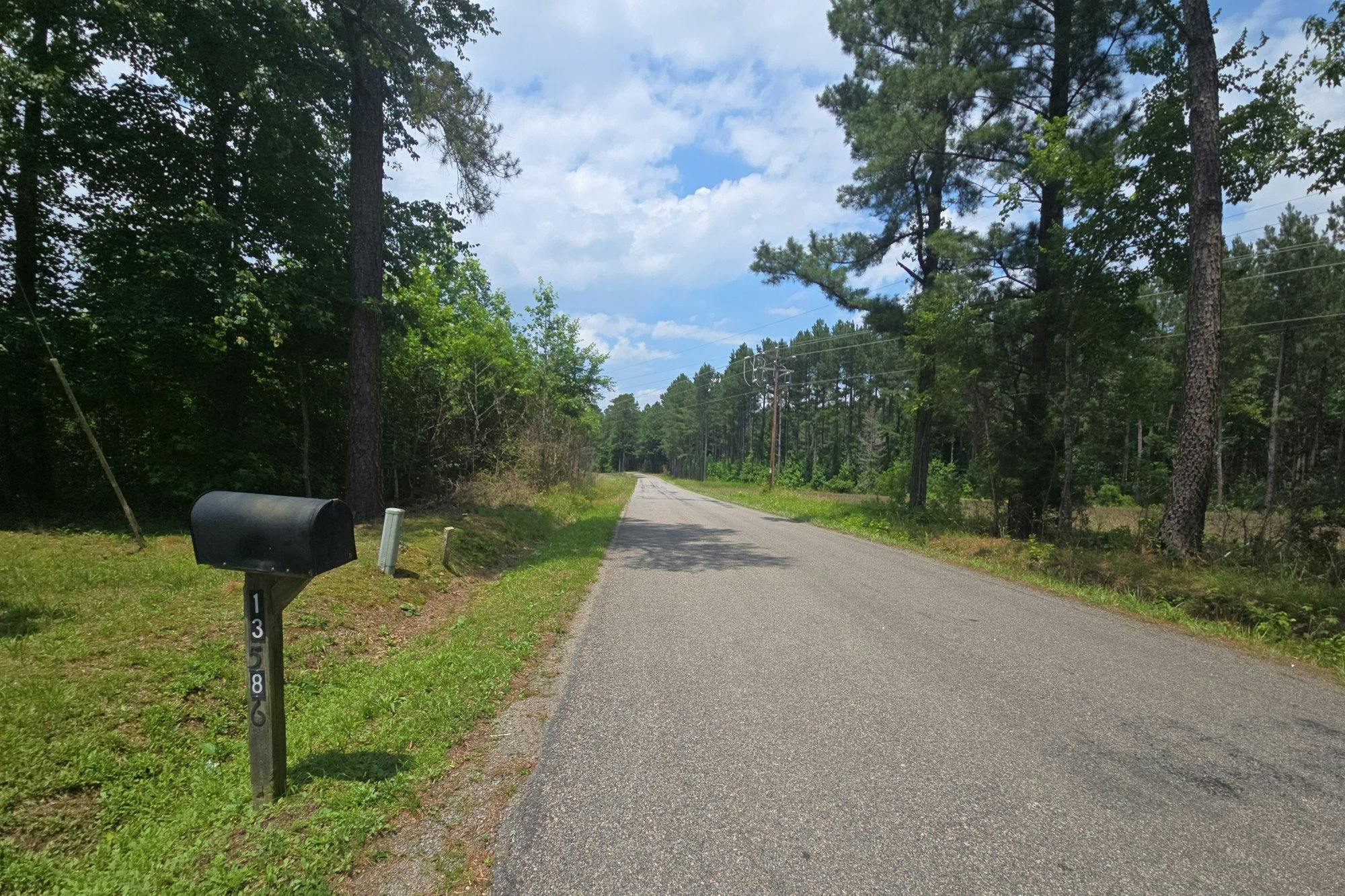 Pumphouse Rd, Disputanta, VA 23842