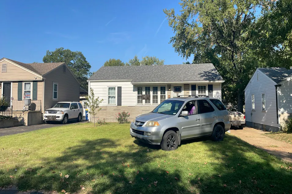4439 Lindscott Ave Saint Louis, MO 63134, St. Louis County