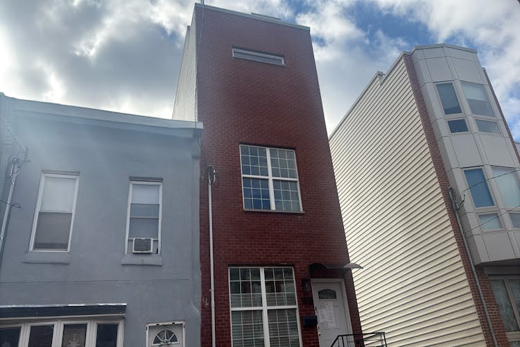 1918 Mountain St Philadelphia, PA 19145, Philadelphia County