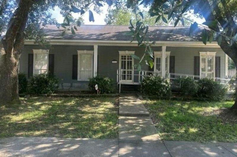 Point Chenier Ave, Baton Rouge, LA 70817