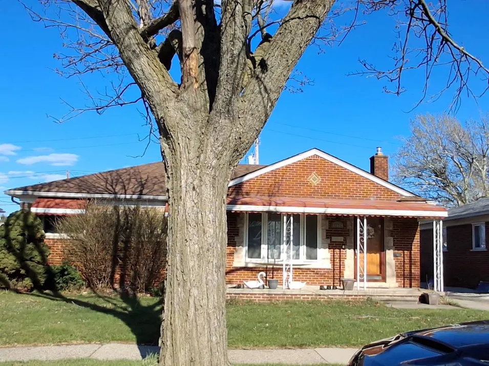 24524 Raven Ave Eastpointe, MI 48021, Macomb County