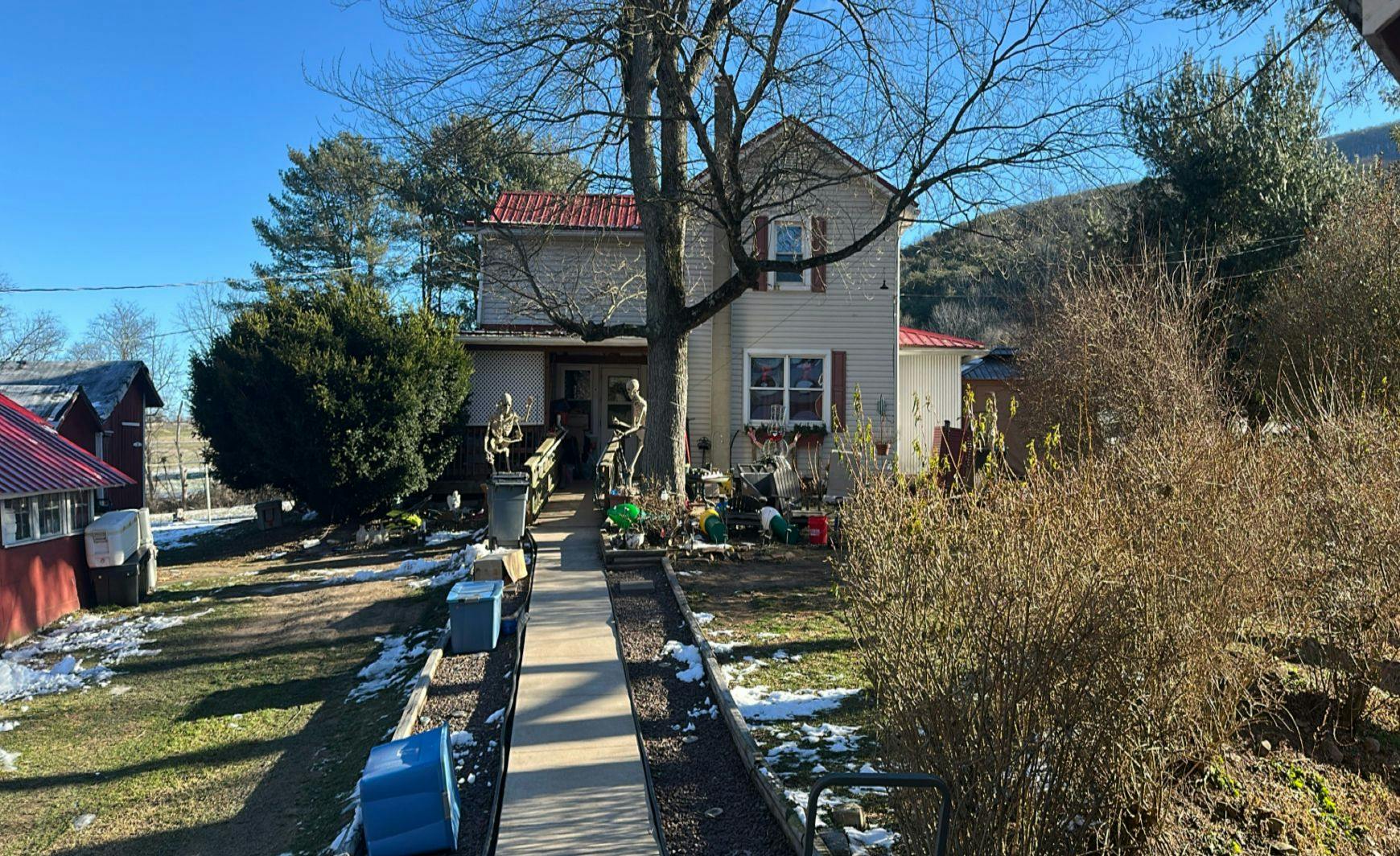 Mountain Rd, Catawissa, PA 17820