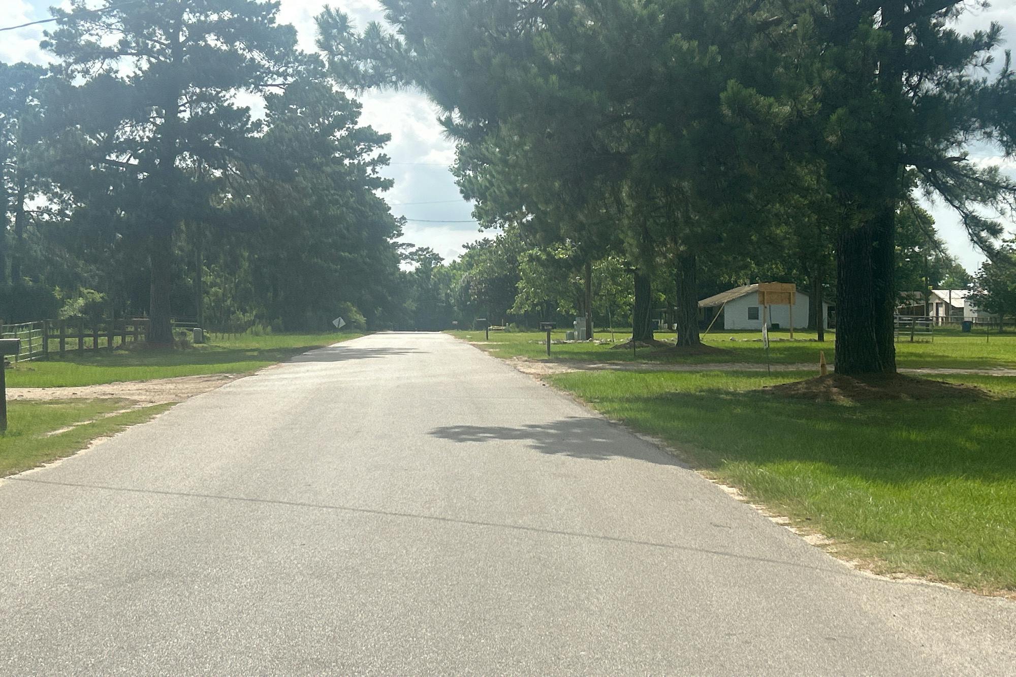 Memorial Dr, Splendora, TX 77372