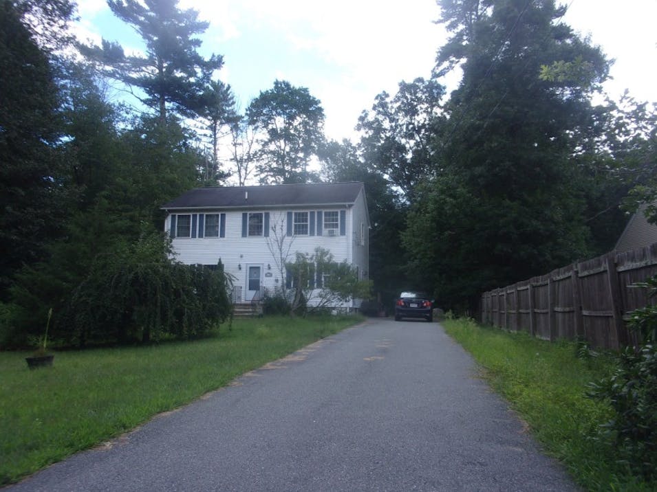 142 Howland Rd Assonet, MA 02702, Bristol County