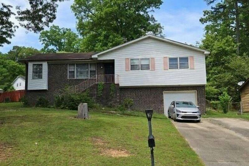 Redstone Way, Birmingham, AL 35215