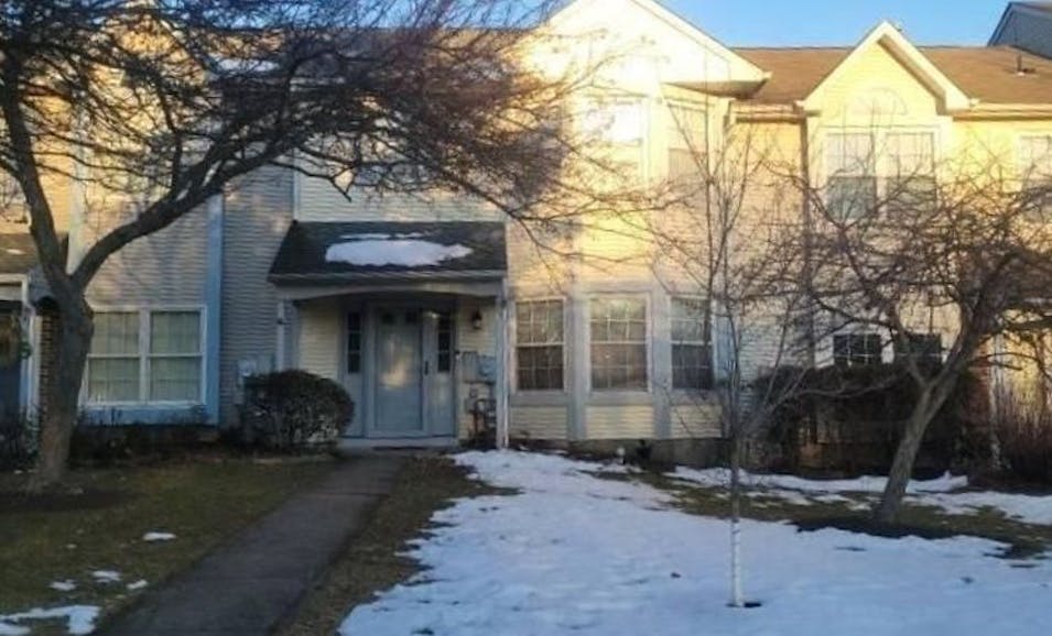 35 Beacon Ct Robbinsville, NJ 08691, Mercer County