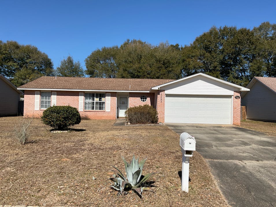 5483 Chantilly Cir Milton, FL 32583, Santa Rosa County