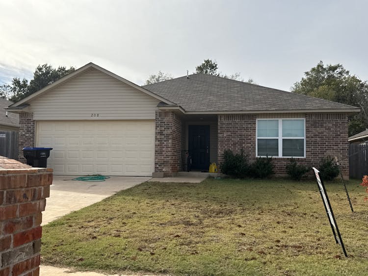 208 Tuscany Cir Noble, OK 73068, Cleveland County