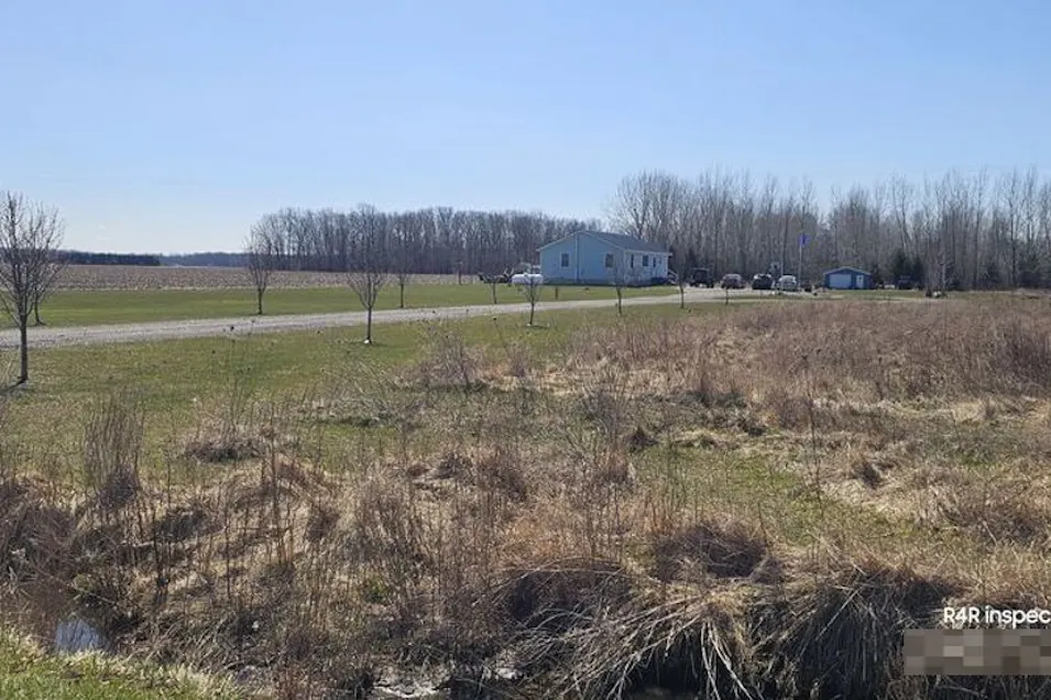 6913 W Burt Rd Saint Charles, MI 48655, Saginaw County