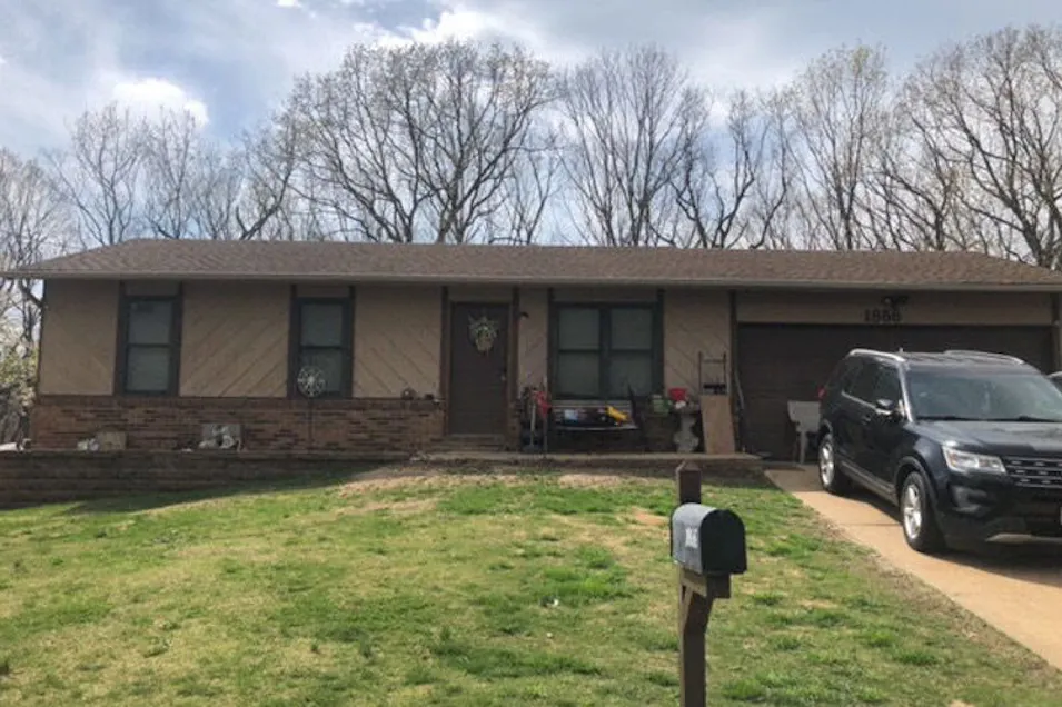 1866 Chippendale Ln Imperial, MO 63052, Jefferson County