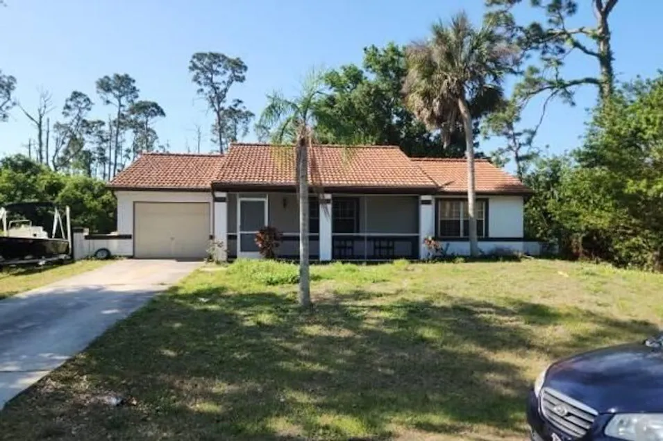 18107 Steele Ave Port Charlotte, FL 33948, Charlotte County