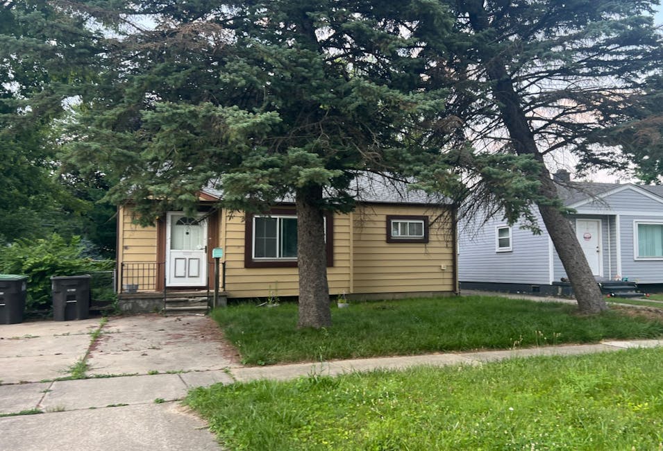 6081 John Daly St Taylor, MI 48180, Wayne County