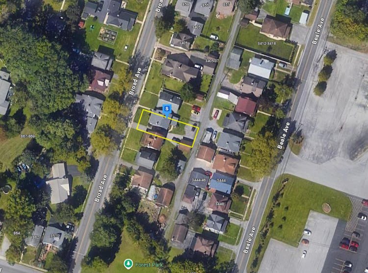 3421 Broad Avenue Altoona, PA 16601, Blair County