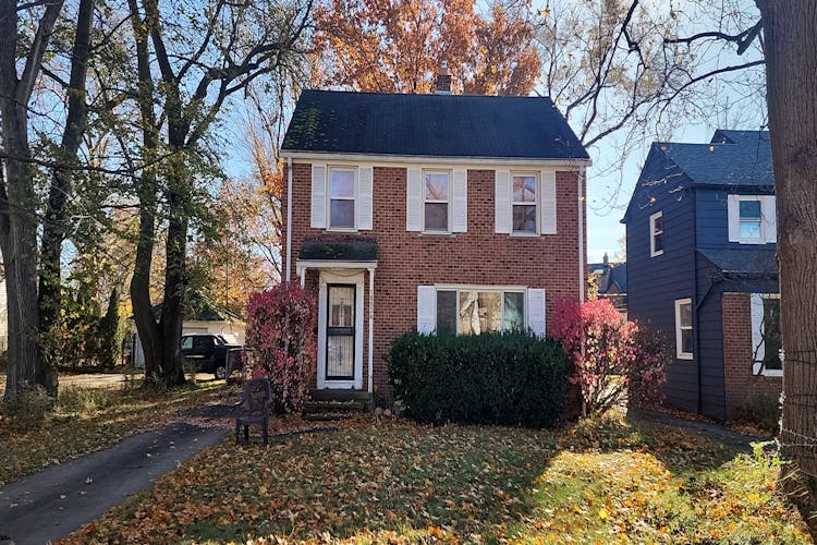 18934 Chagrin Blvd Shaker Heights, OH 44122, Cuyahoga County