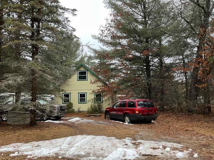 209 E Loves Dr Roscommon, MI 48653, Roscommon County