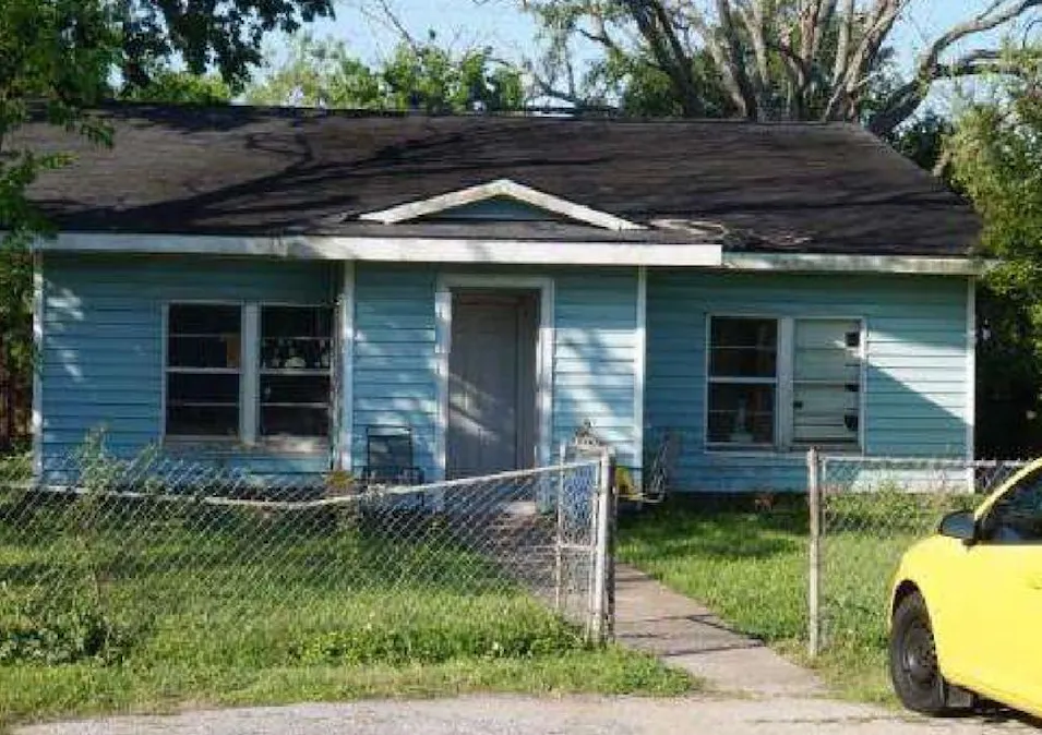 215 S Avenue D Freeport, TX 77541, Brazoria County