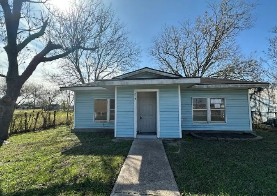 215 S Avenue D Freeport, TX 77541, Brazoria County