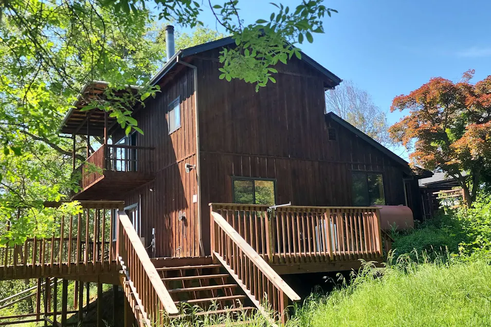 1026 N Schoolhouse Creek Rd Grants Pass, OR 97526, Josephine County