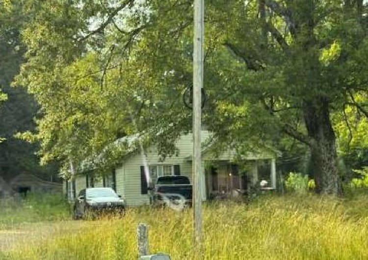 1332 Highway 9 N Guntown, MS 38849, Lee County