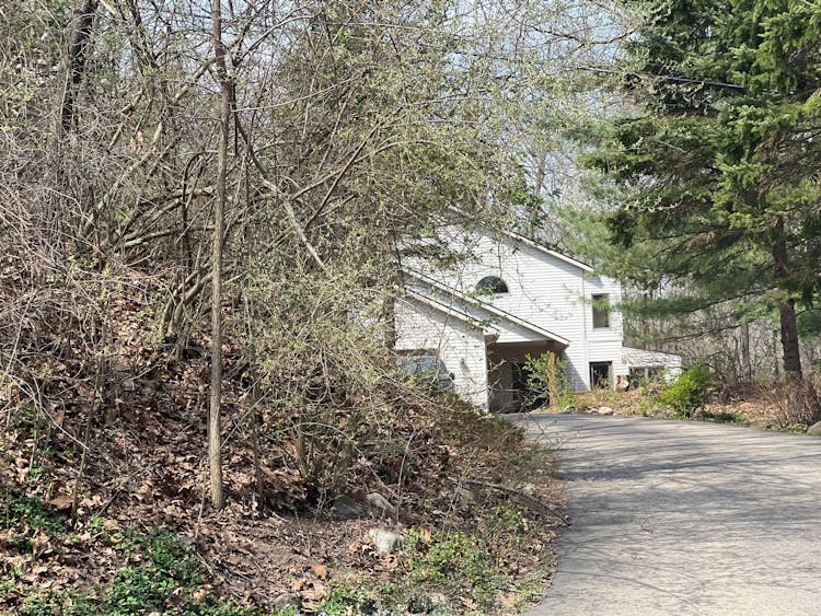 485 Jossman Rd Ortonville, MI 48462, Oakland County