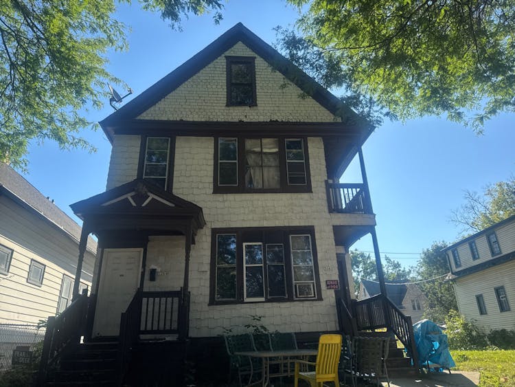 3262-3264 N 11th St Milwaukee, WI 53210, Milwaukee County