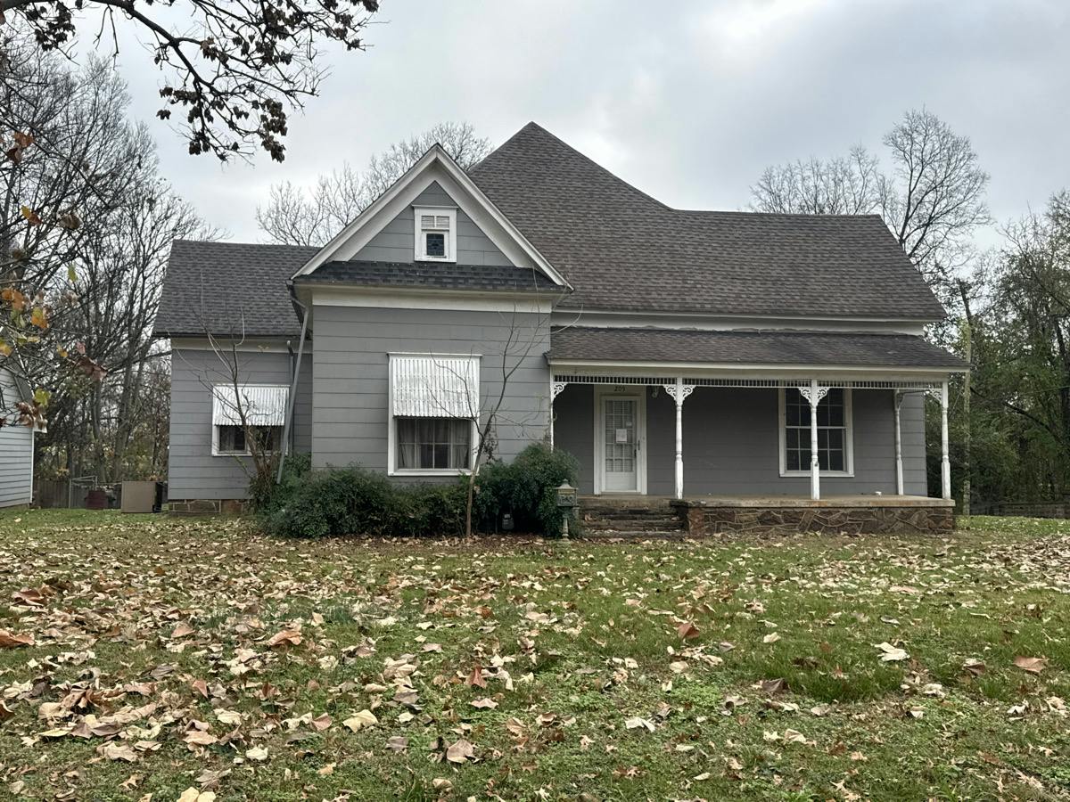 Hill St, Clarksville, AR 72830